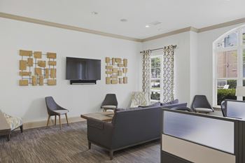 Business lounge with work & study spaces